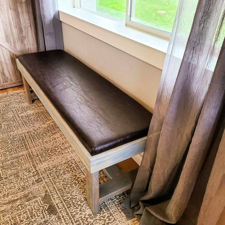 Easy DIY Wood Bench Cushion