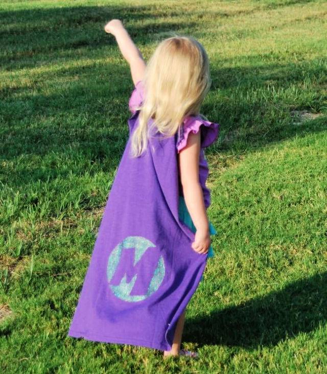 Easy Upcycle T shirt Capes