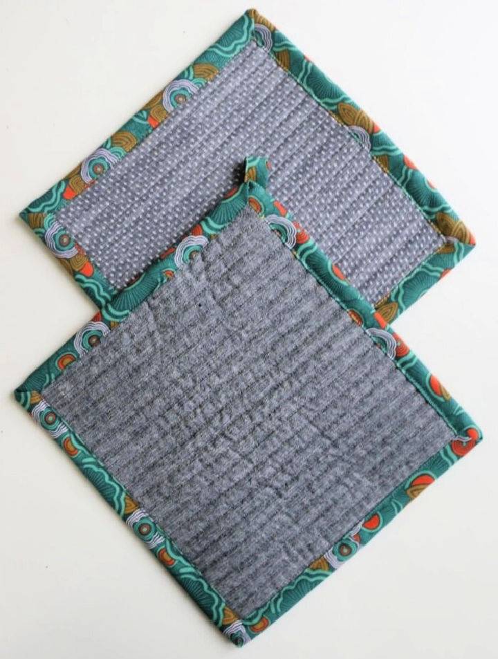 Easy Way to Sew a Potholder