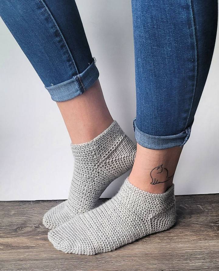 Crochet Fishbone Ankle Socks Pattern