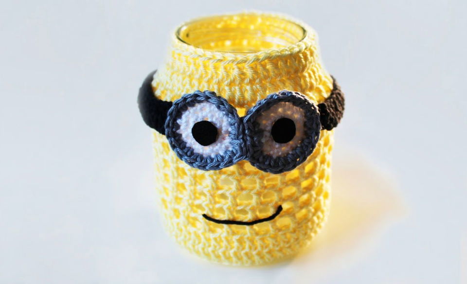 Free Crochet Minion Jar Pattern