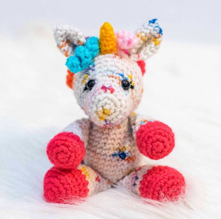 Free Mini Poppy the Unicorn Crochet Pattern