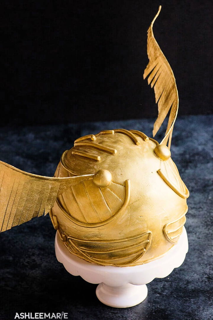 Making a Harry Potter Snitch Cake