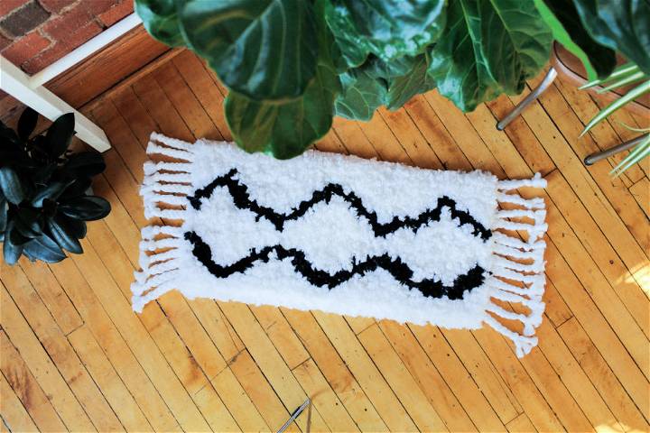 Making a Chunky Yarn Rug From Scratch
