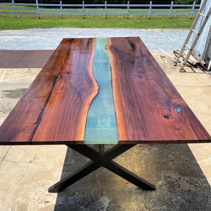 How Do You Make an Epoxy Resin River Table