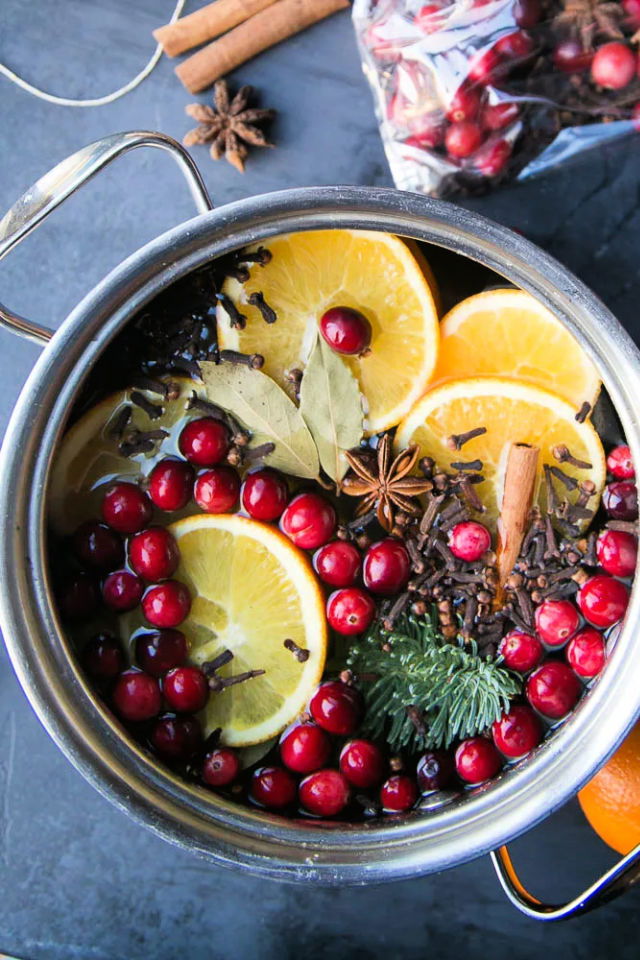 How to Make Stovetop Potpourri