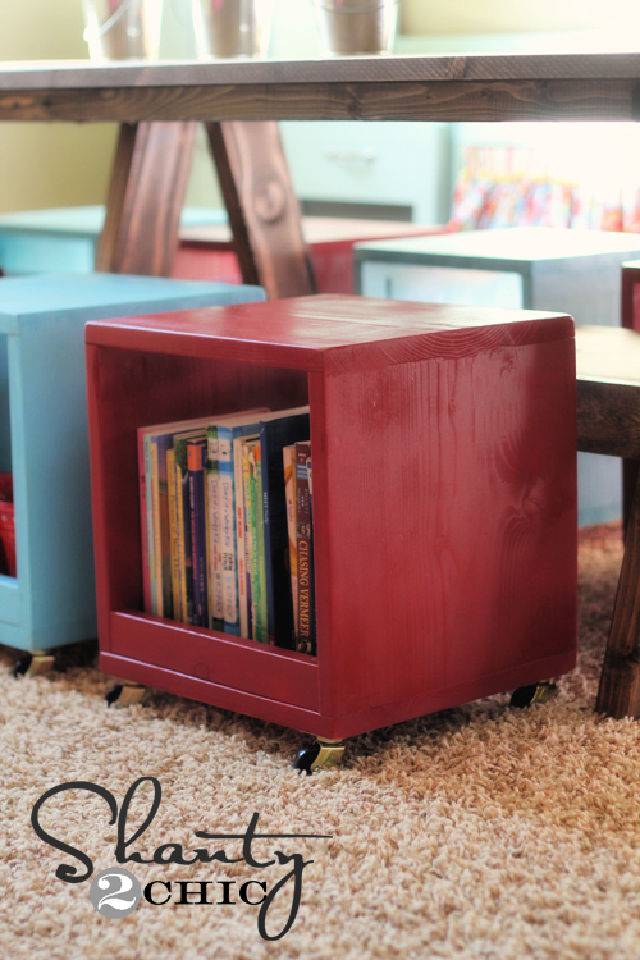 Build Rolling Storage Cube Stools for Toy
