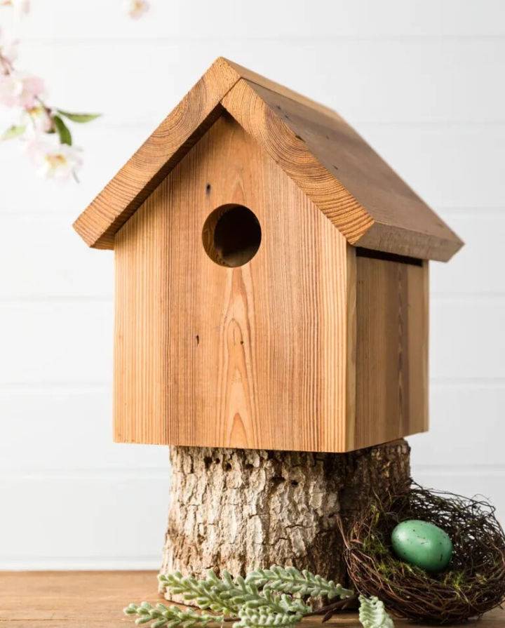 How to Build a Wooden Birdhouse