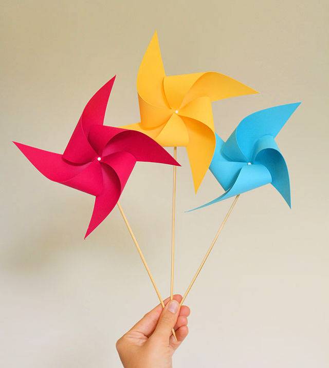 How to Make Paper Pinwheels