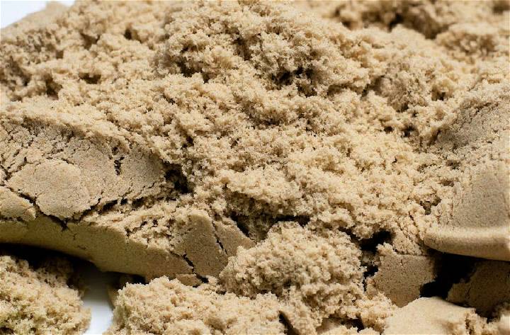 How to Make Sustainable Kinetic Sand