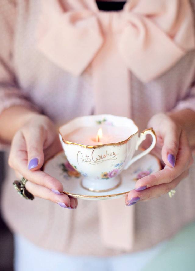 How to Make Vintage Teacup Candles