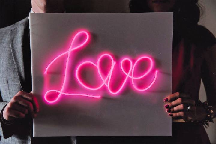 How to Make a Neon Sign With El Wire