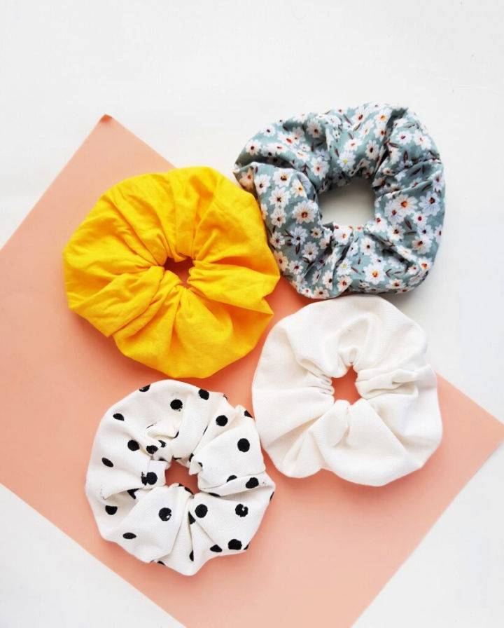 How to Make a Scrunchie With Fabric