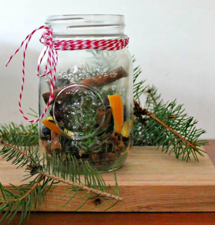 How to Make Potpourri for Fall