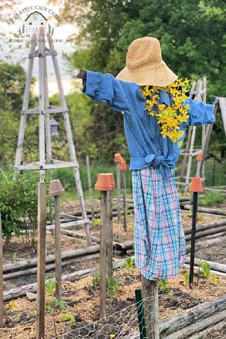 Make a Garden Scarecrow With Rustic Junk 1