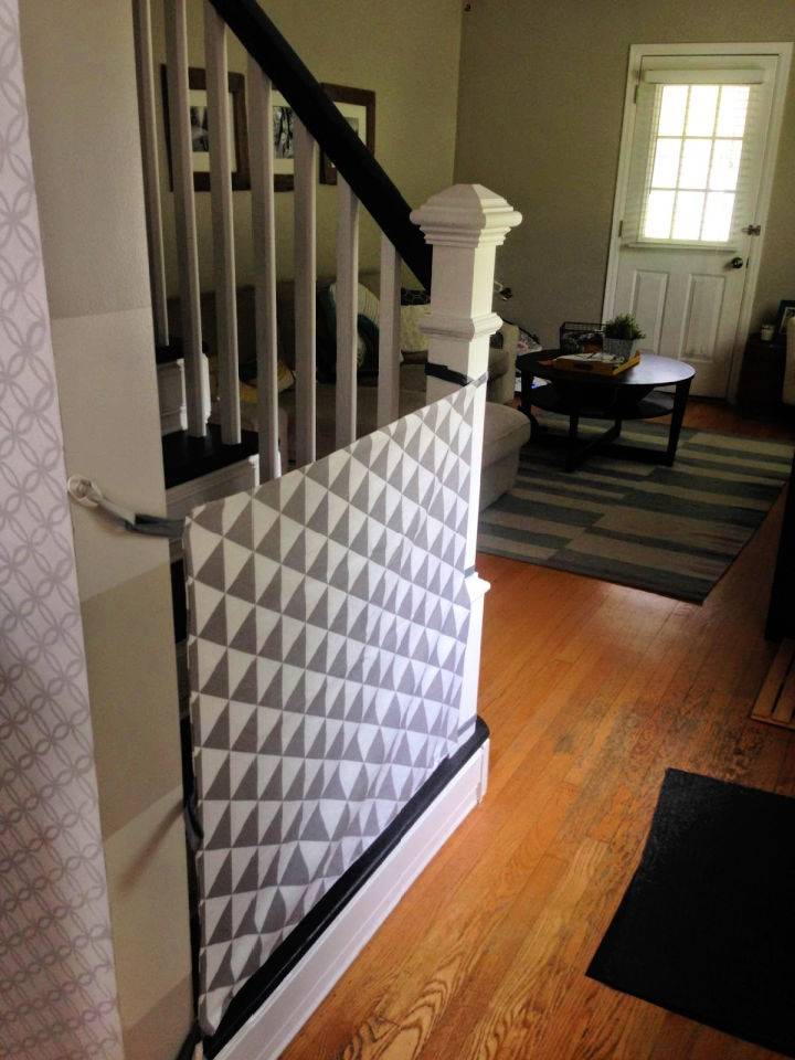 How to Make a Retractable Fabric Pet Gate