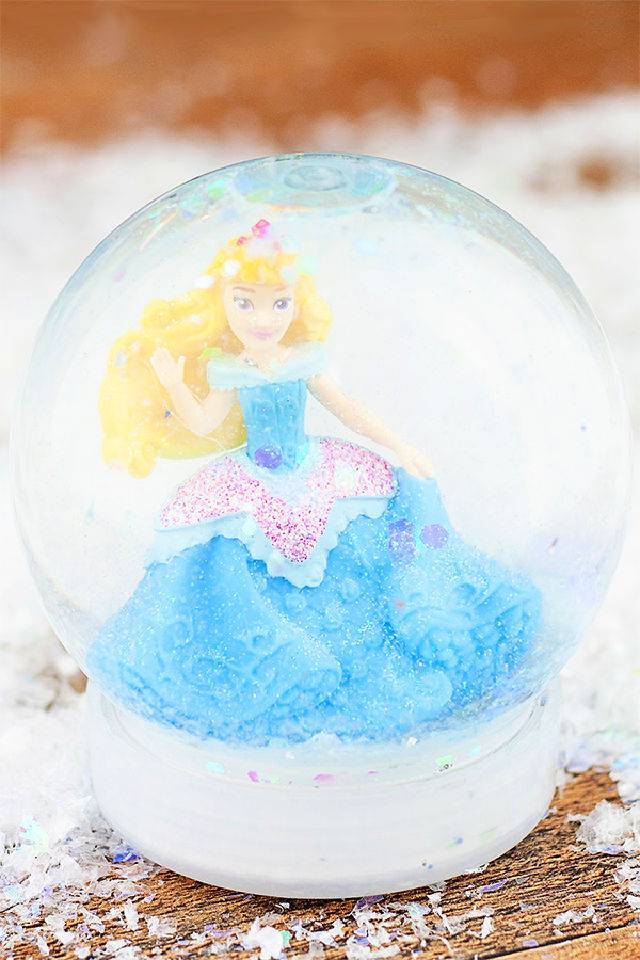 Make a Snow Globe With Written Instructions