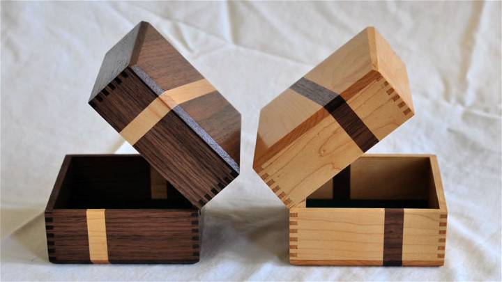 Maple and Walnut Wood Jewelry Box