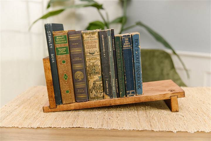Modern Wooden Tabletop Bookshelf