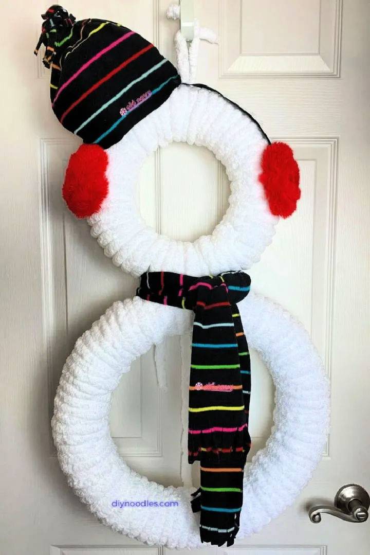 Pool Noodle Snowman Wreath Project