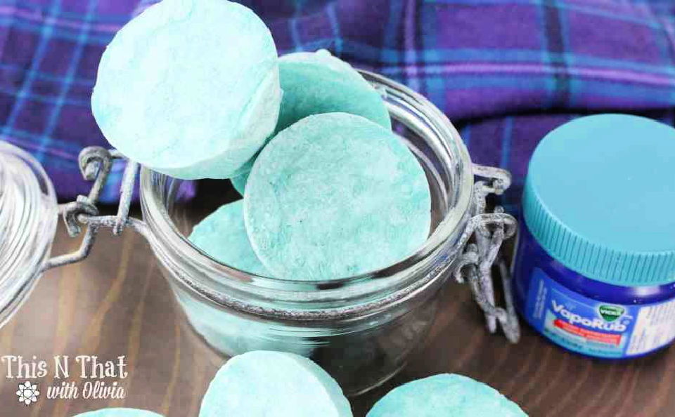 Quick DIY Vicks Vaporub Shower Melts