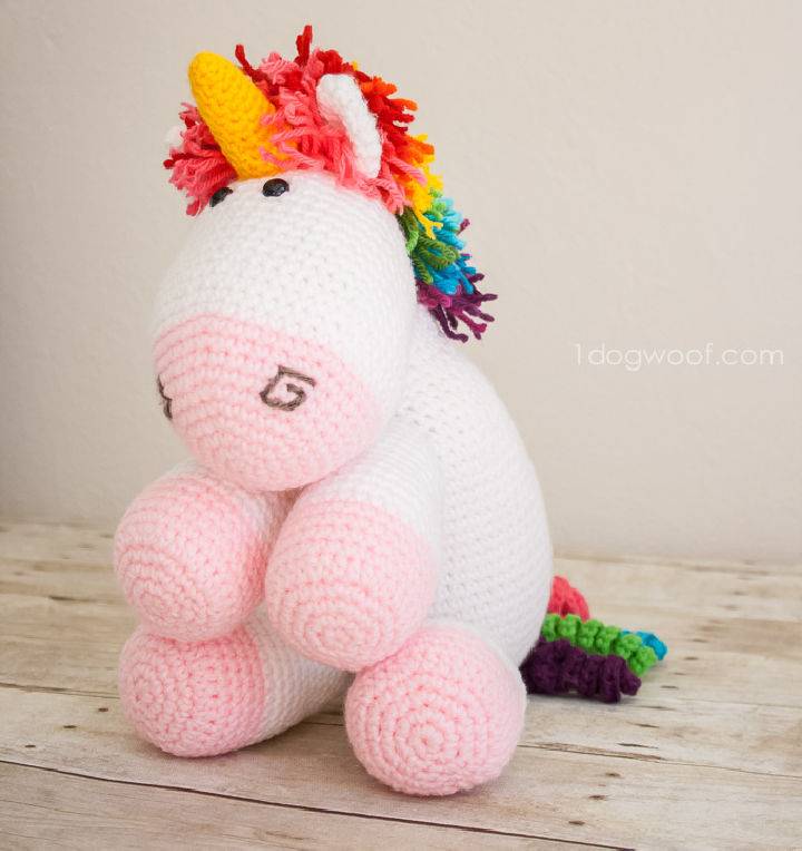 Crochet Rainbow Cuddles Unicorn Pattern