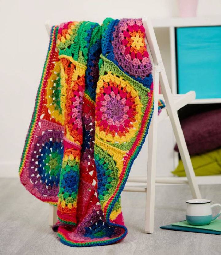 Free Rainbow Rounds Blanket Crochet Pattern