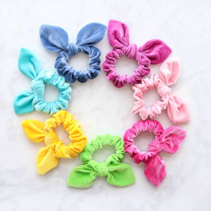 Sew a Scrunchie With a Bow