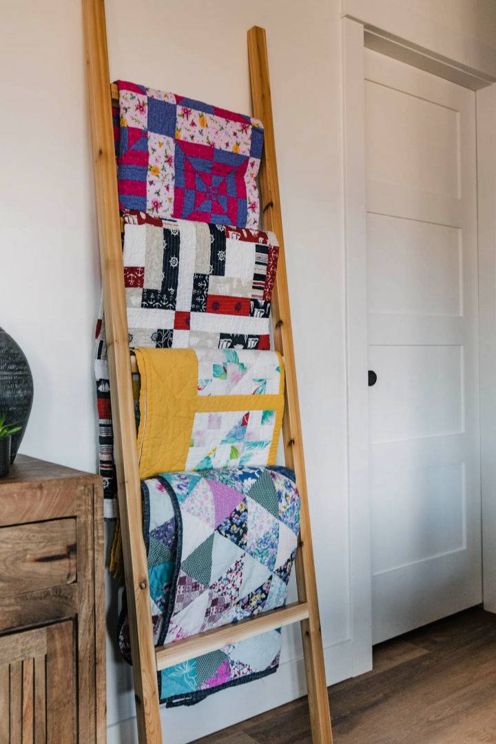Simple Blanket Ladder for Quilt Display