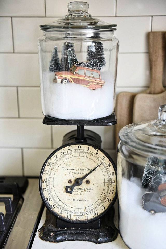 Snow Globe Jars for Home Decoration