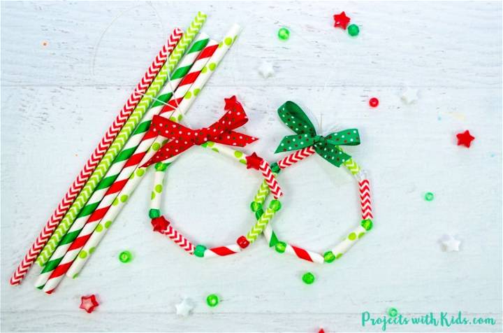 Easy DIY Wreath Ornaments With Paper Straws
