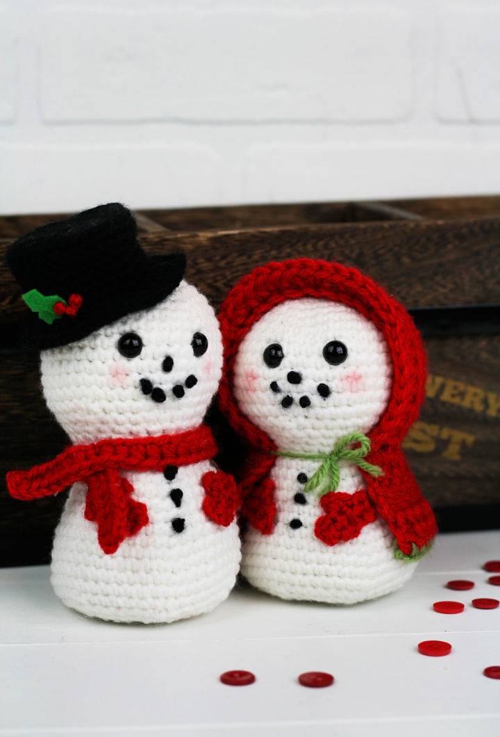 Crochet Vintage Snowman Couple Amigurumi Free Pattern