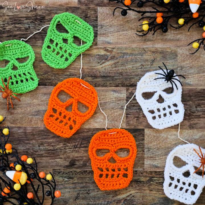 Easiest Halloween Skull Garland to Crochet