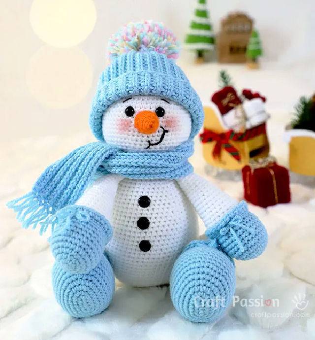 Easy Crochet Snowman Amigurumi Pattern