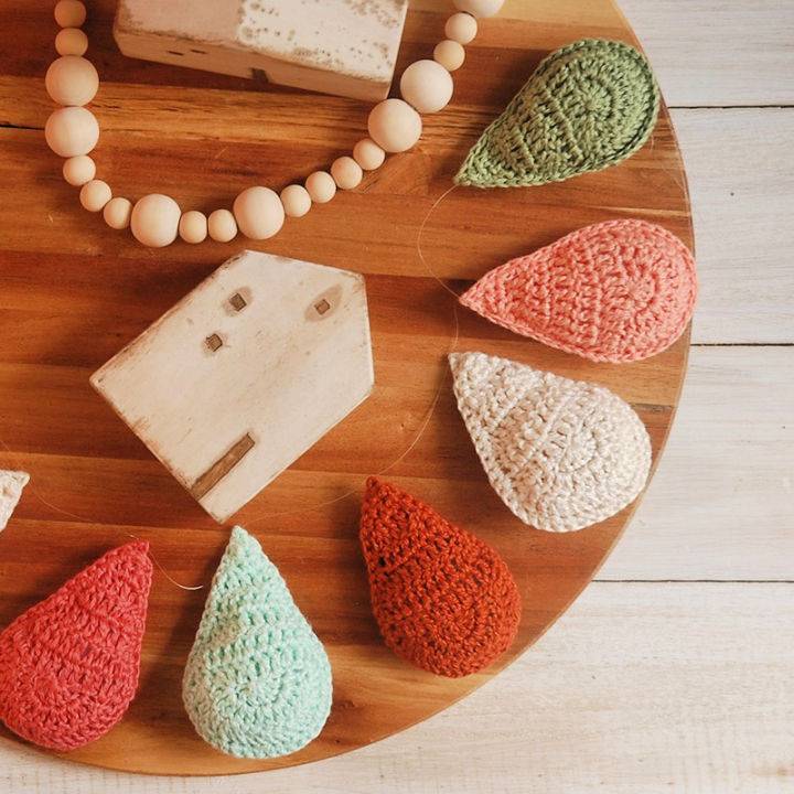 Free Crochet Pattern for Droplet Garland