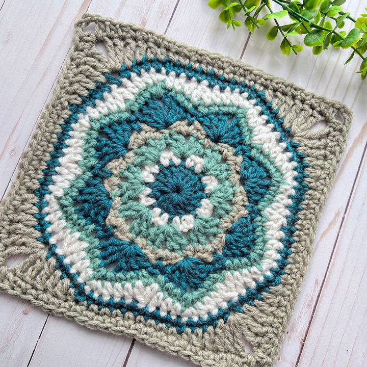 How to Crochet Mandala Square Free Pattern