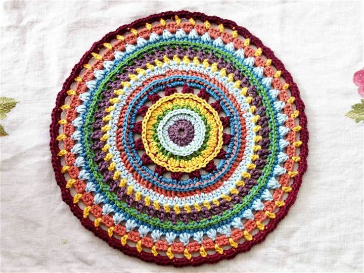How to Make Joyful Mandala Free Crochet Pattern