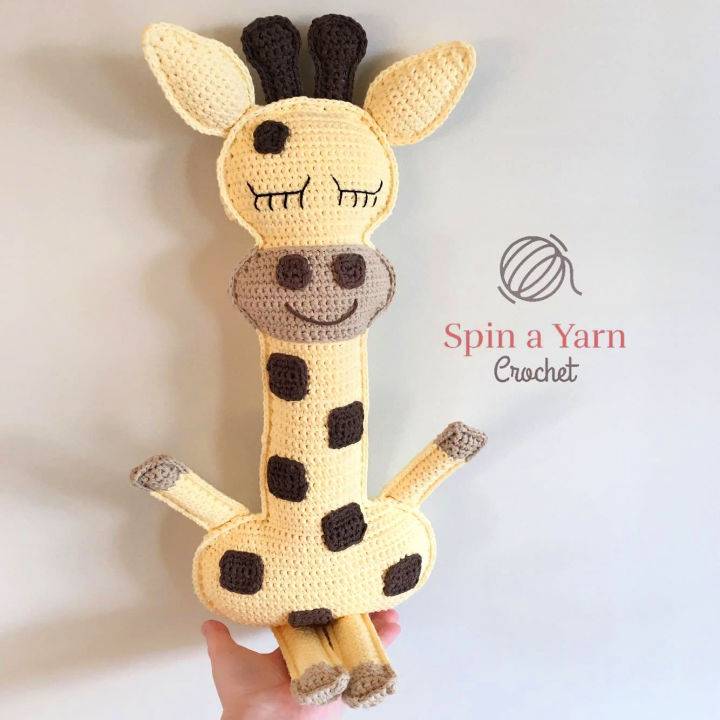 Adorable Crochet Ragdoll Giraffe Idea
