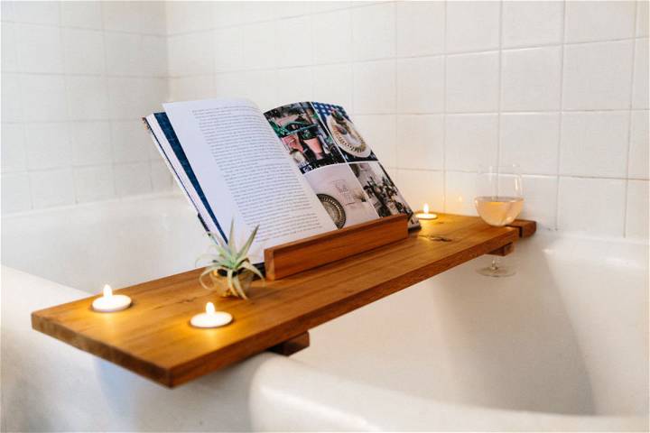 Awesome DIY Wooden Bathtub Tray