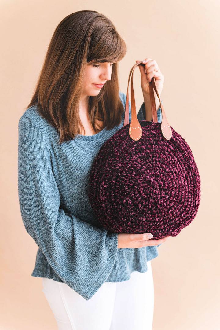 Beautiful Crochet Velvet Tote Bag Pattern