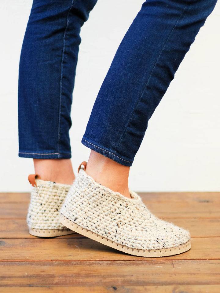 Chukka Crochet Slipper Boots Pattern