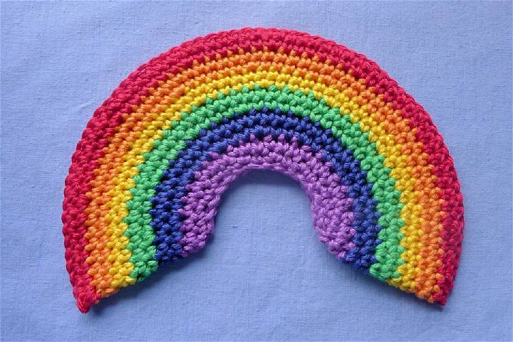 Colorful Crochet Rainbow Pattern
