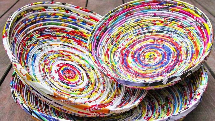 Create a Variety of Bowls Using Magazines