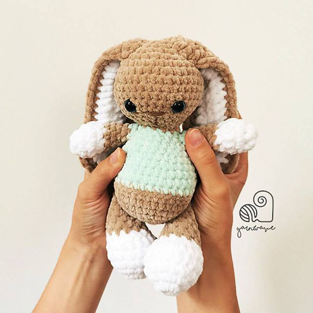 Crochet Fluffy Bunny Step by Step Instructions