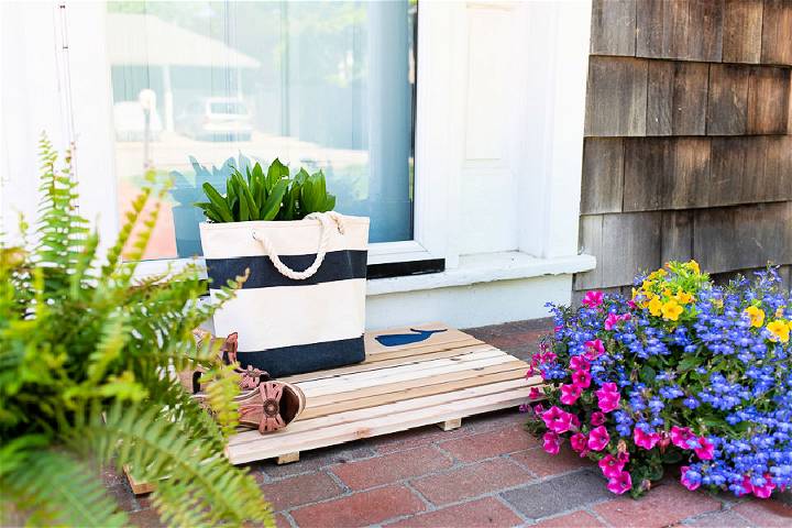 DIY Coastal Cedar Doormat