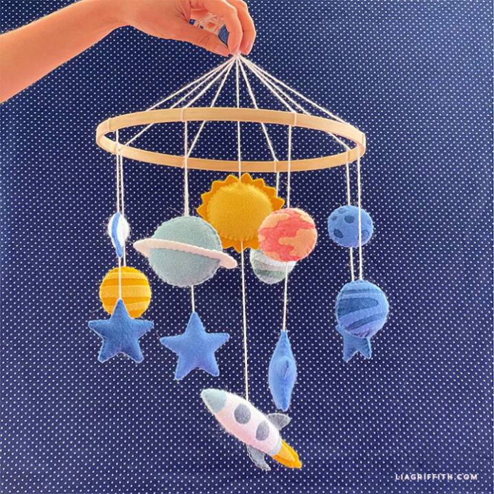 DIY Felt Outer Space Hanging Mobile