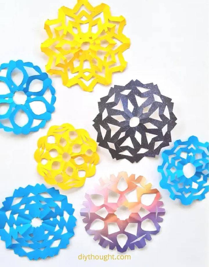 DIY Snowflakes Using Paper 