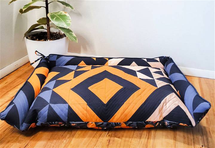 DIY Triangle Jitters Quilted Dog Bed