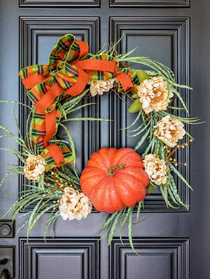 DIY Fall Wreath in 10 Minutes 