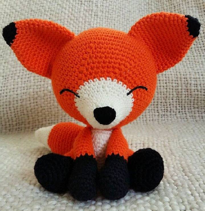 Easiest Sleepy Fox to Crochet